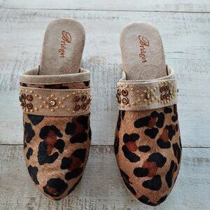 Bridget Shuster Animal Print Hair Rhinestone Wooden Clogs Size 7 Ladies